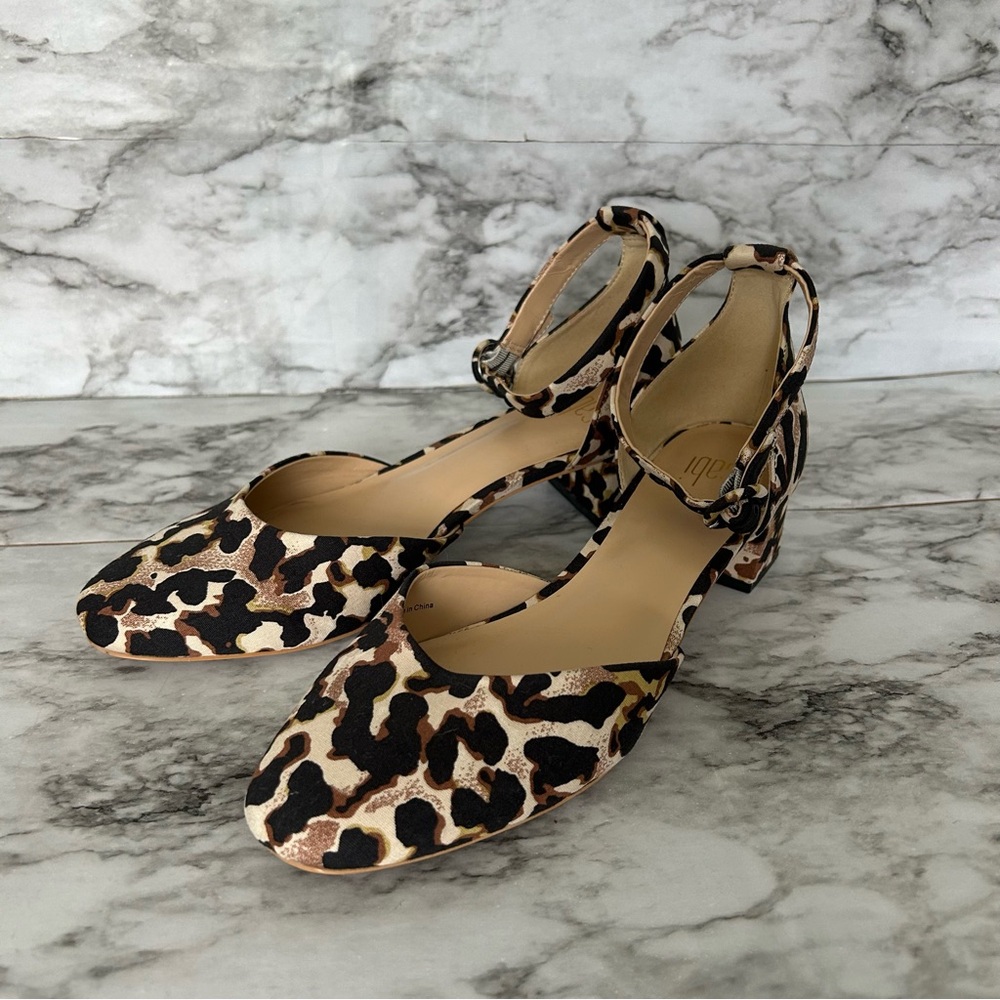 cabi | Kiki women’s 8 leopard cheetah animal print low block heel ankle strap